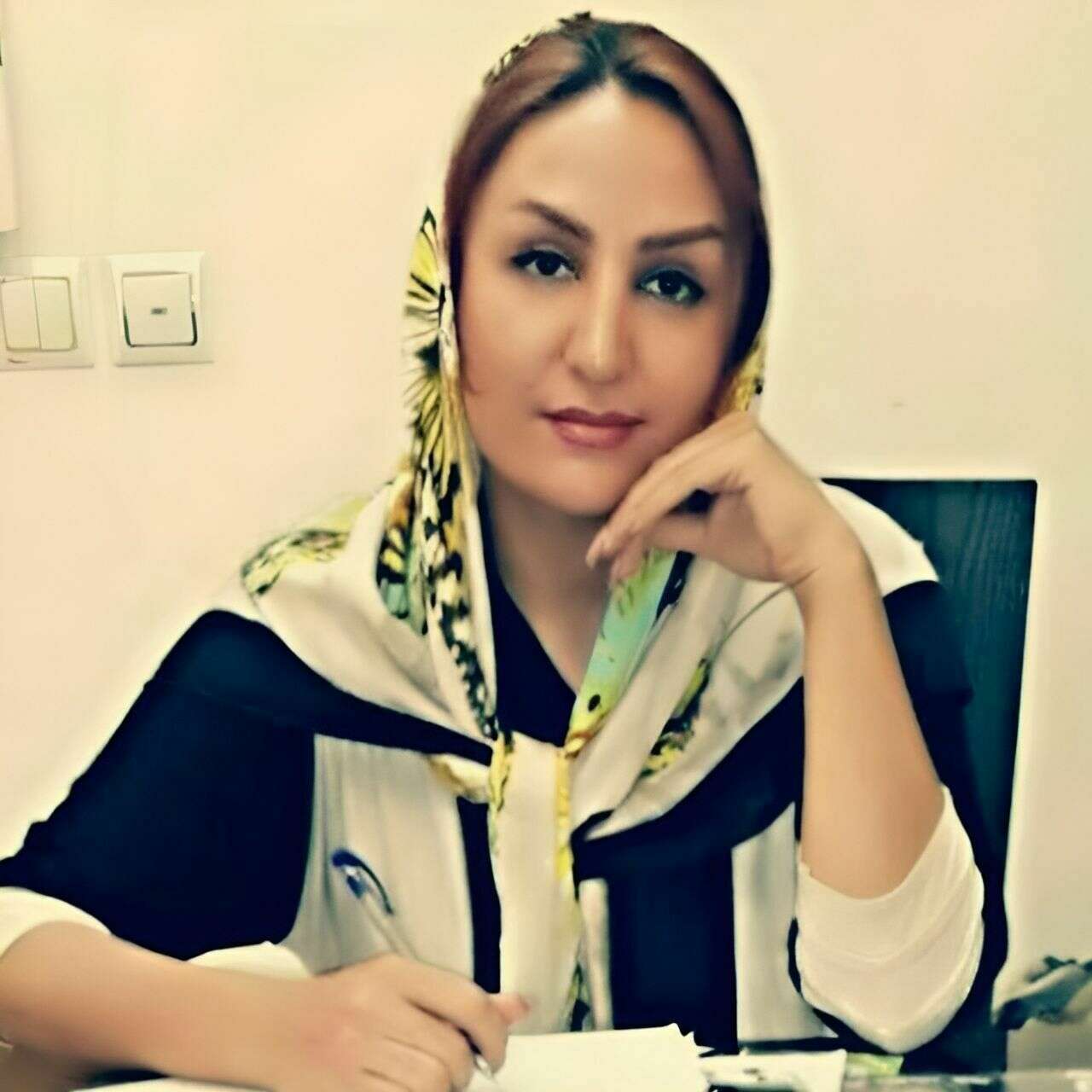 مینا مهجوری